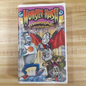 Monster Mash 2000 VHS Clamshell Universal Monsters DIC Animated Music Horror Y2K
